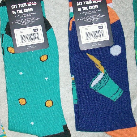 3 Pair St. Paddys Day Beer Pong Make It Rain Irish Theme Novelty Socks - Picture 4 of 6